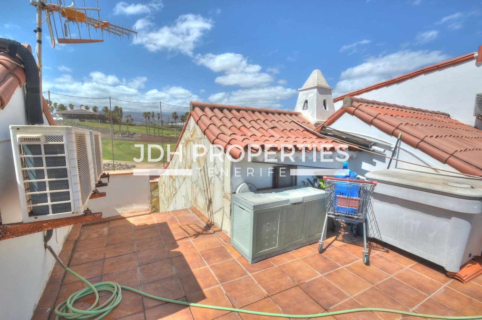 Pareado de 4 habitaciones en Golf del Sur en venta con piscina garaje - 469.900 € (Ref: 10040667)