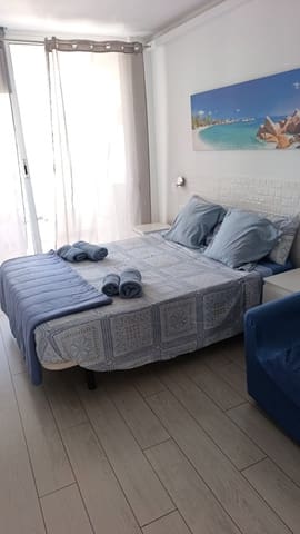 Estudio en Playa de las Americas, Arona en venta con piscina - 239.000 € (Ref: 10176848)