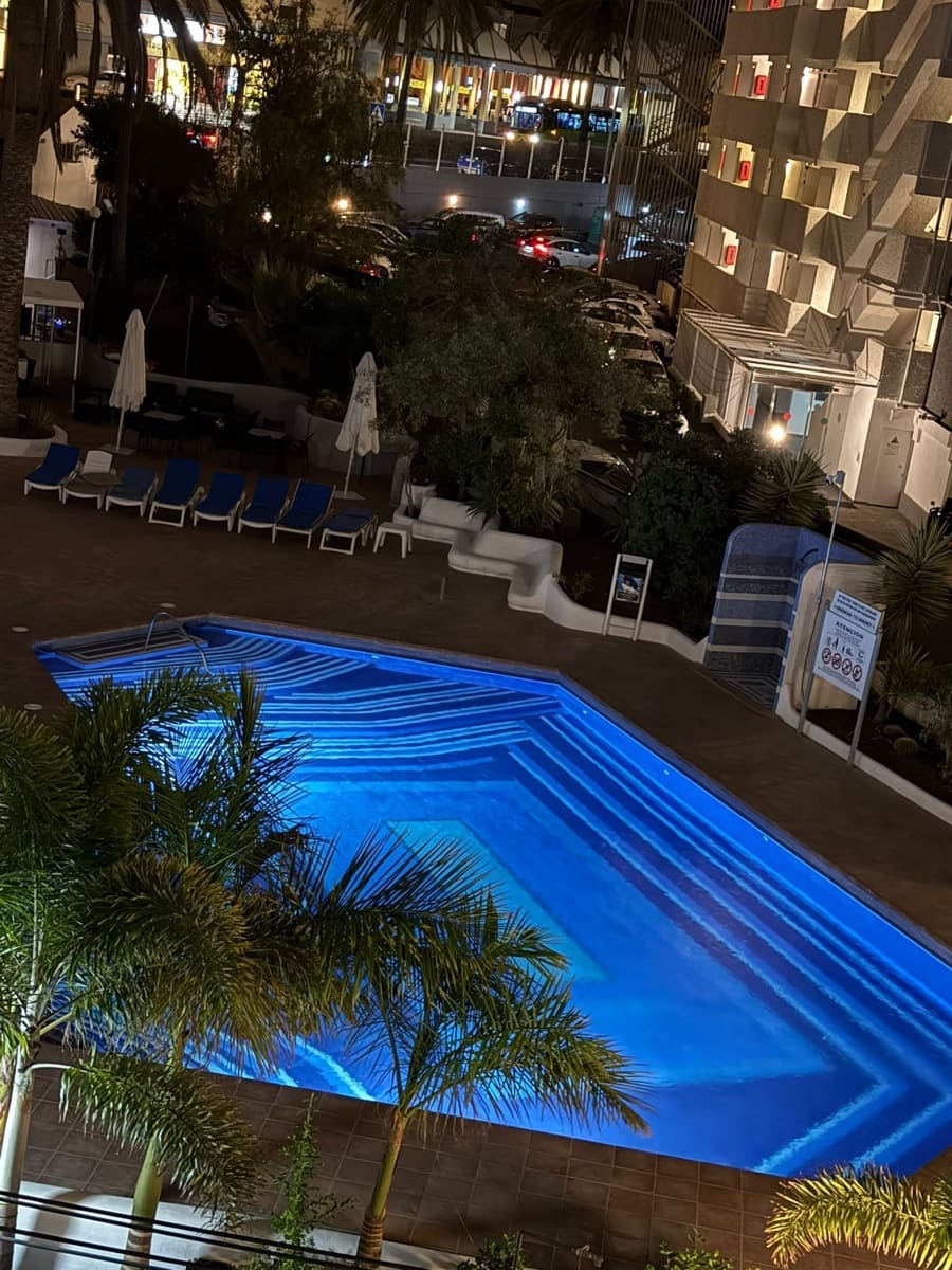 Estudio en Playa de las Americas en venta con piscina - 239.000 € (Ref: 10176848)