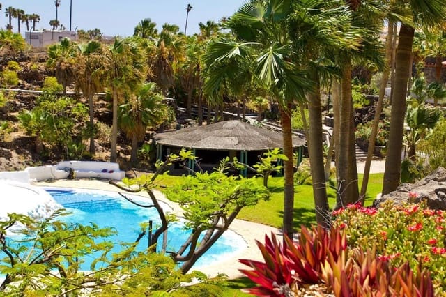 3 soveværelse Villa til salg i Amarilla Golf, San Miguel de Abona med swimmingpool garage - € 2.920.000 (Ref: 8297697)