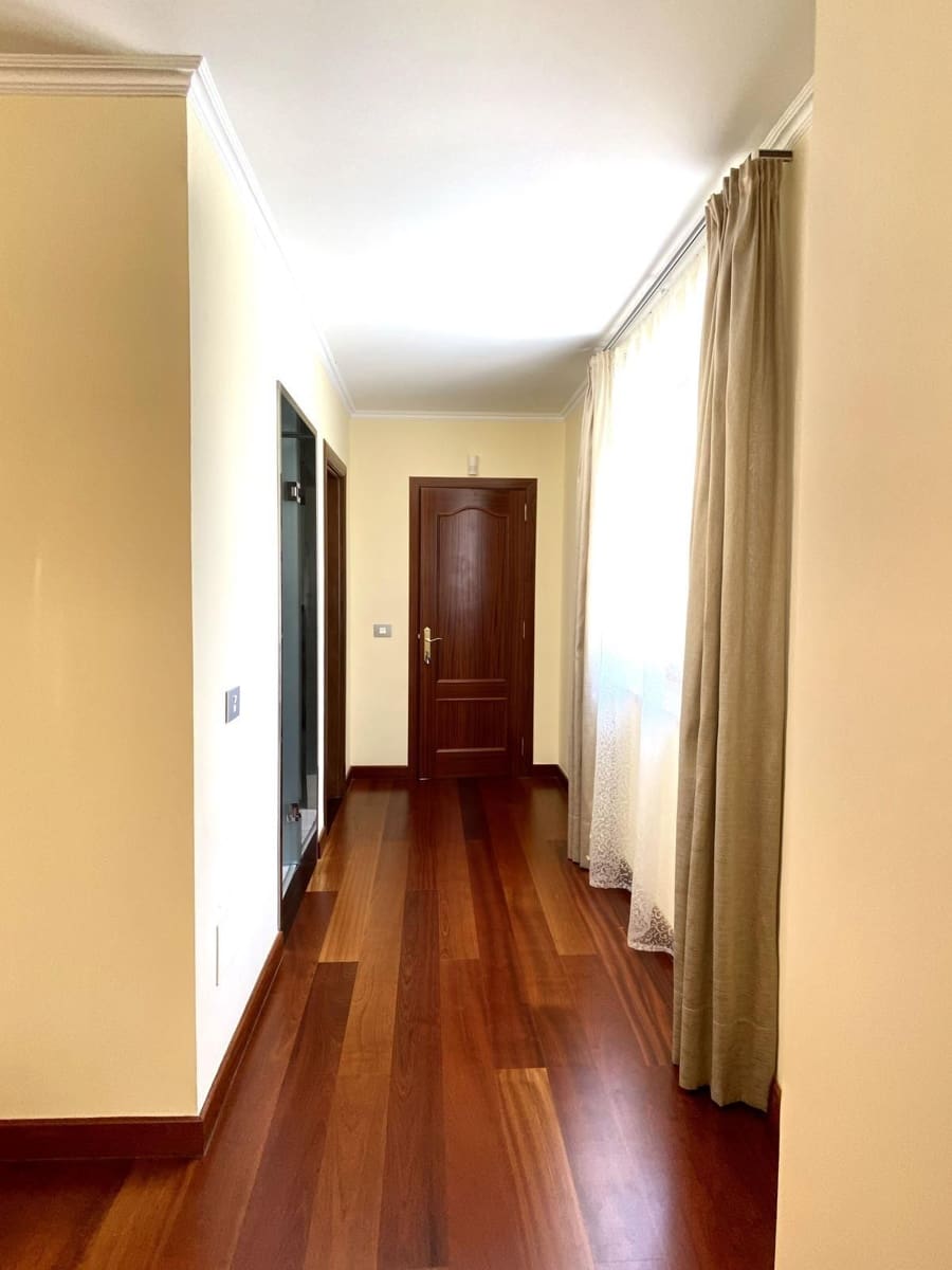 3 soveværelse Villa til salg i Amarilla Golf med swimmingpool garage - € 2.920.000 (Ref: 8297697)