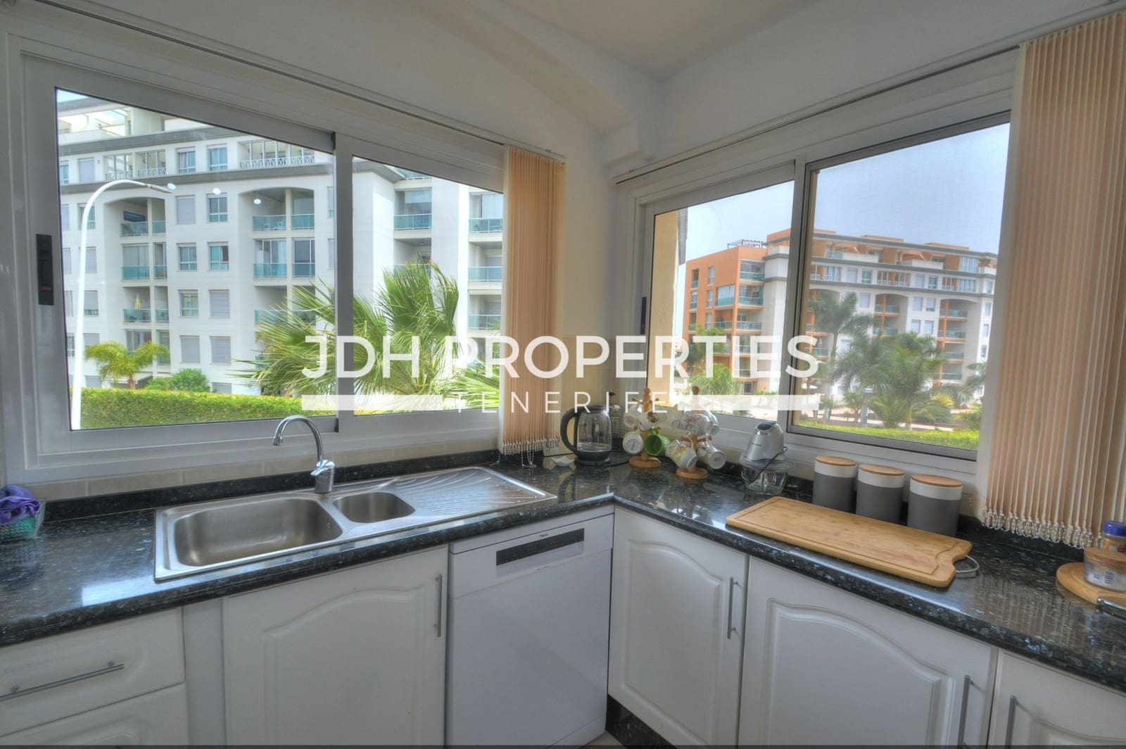 2 bedroom Apartment for sale in Golf del Sur with pool garage - € 379,000 (Ref: 8448040)