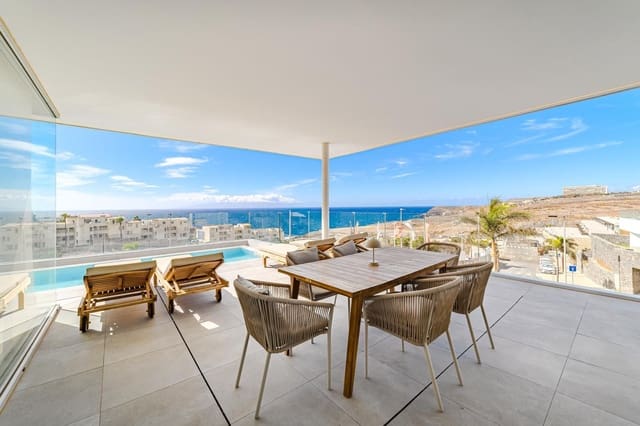 Chalet de 3 habitaciones en Callao Salvaje, Adeje en venta con piscina garaje - 1.595.000 € (Ref: 9389949)