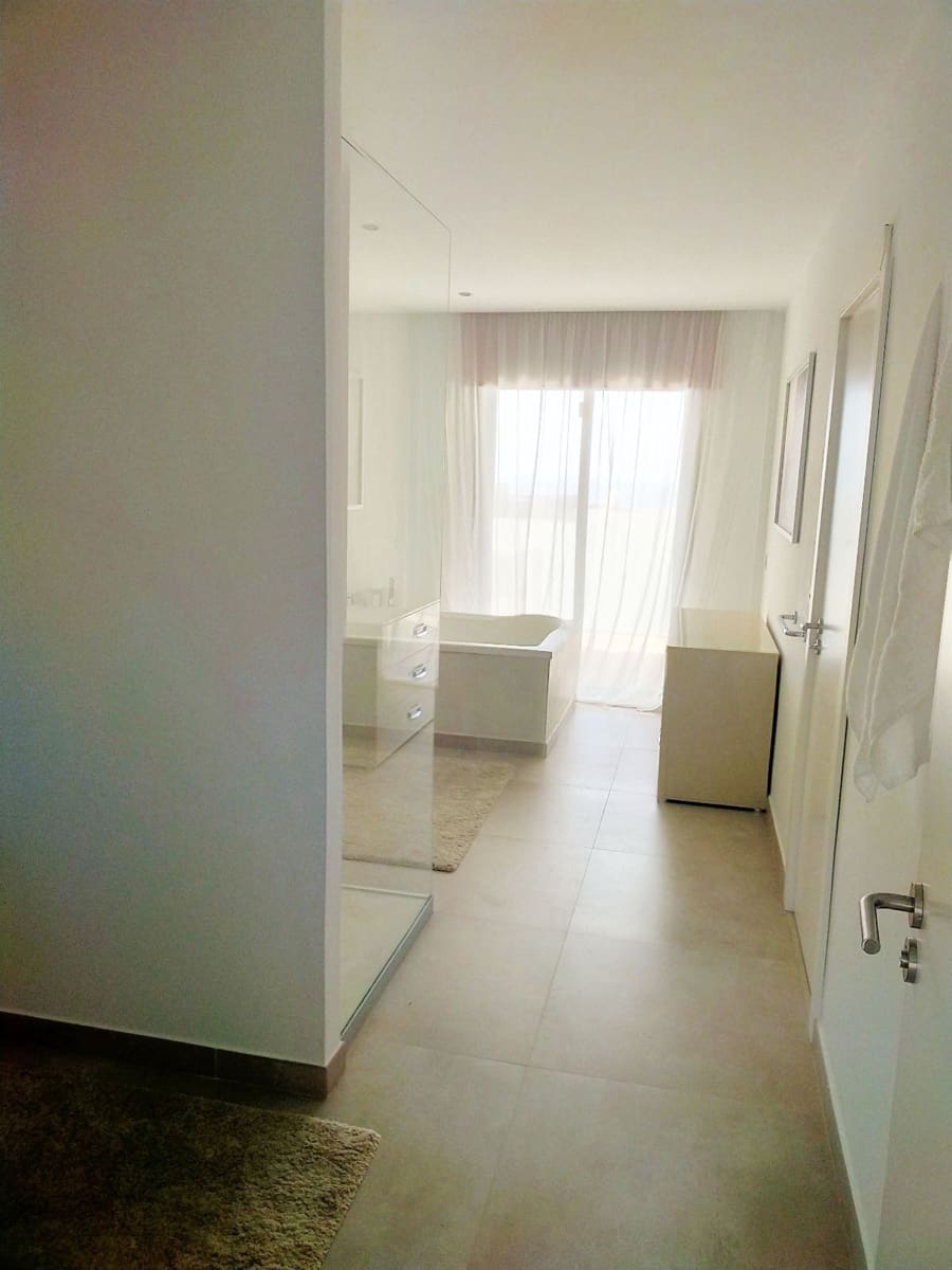 3 bedroom Villa for sale in Costa Adeje with pool garage - € 1,395,000 (Ref: 9424317)