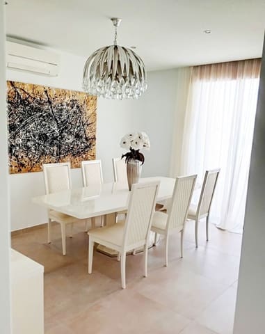 Chalet de 3 habitaciones en Costa Adeje, Adeje en venta con piscina garaje - 1.395.000 € (Ref: 9424317)