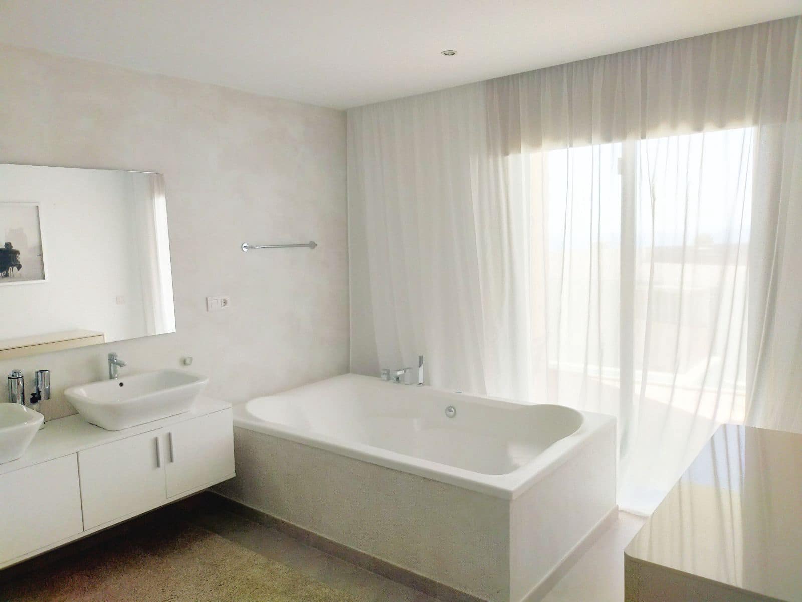 3 bedroom Villa for sale in Costa Adeje with pool garage - € 1,395,000 (Ref: 9424317)