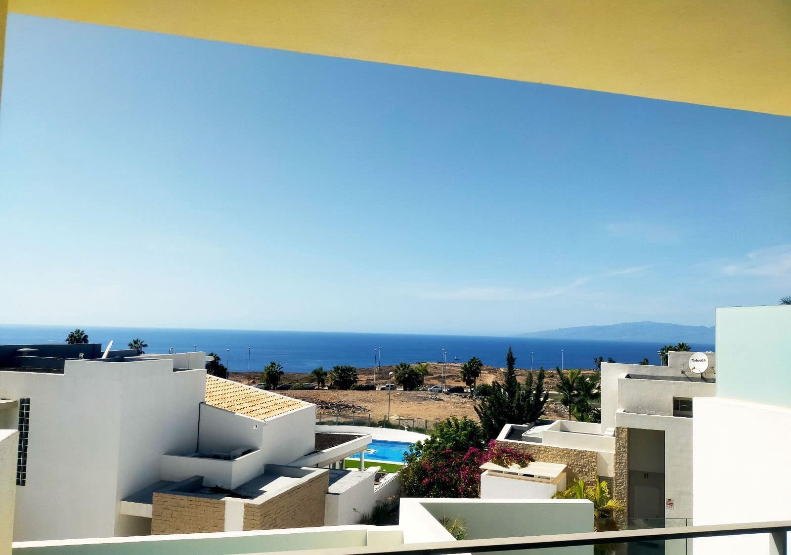 3 bedroom Villa for sale in Costa Adeje with pool garage - € 1,395,000 (Ref: 9424317)