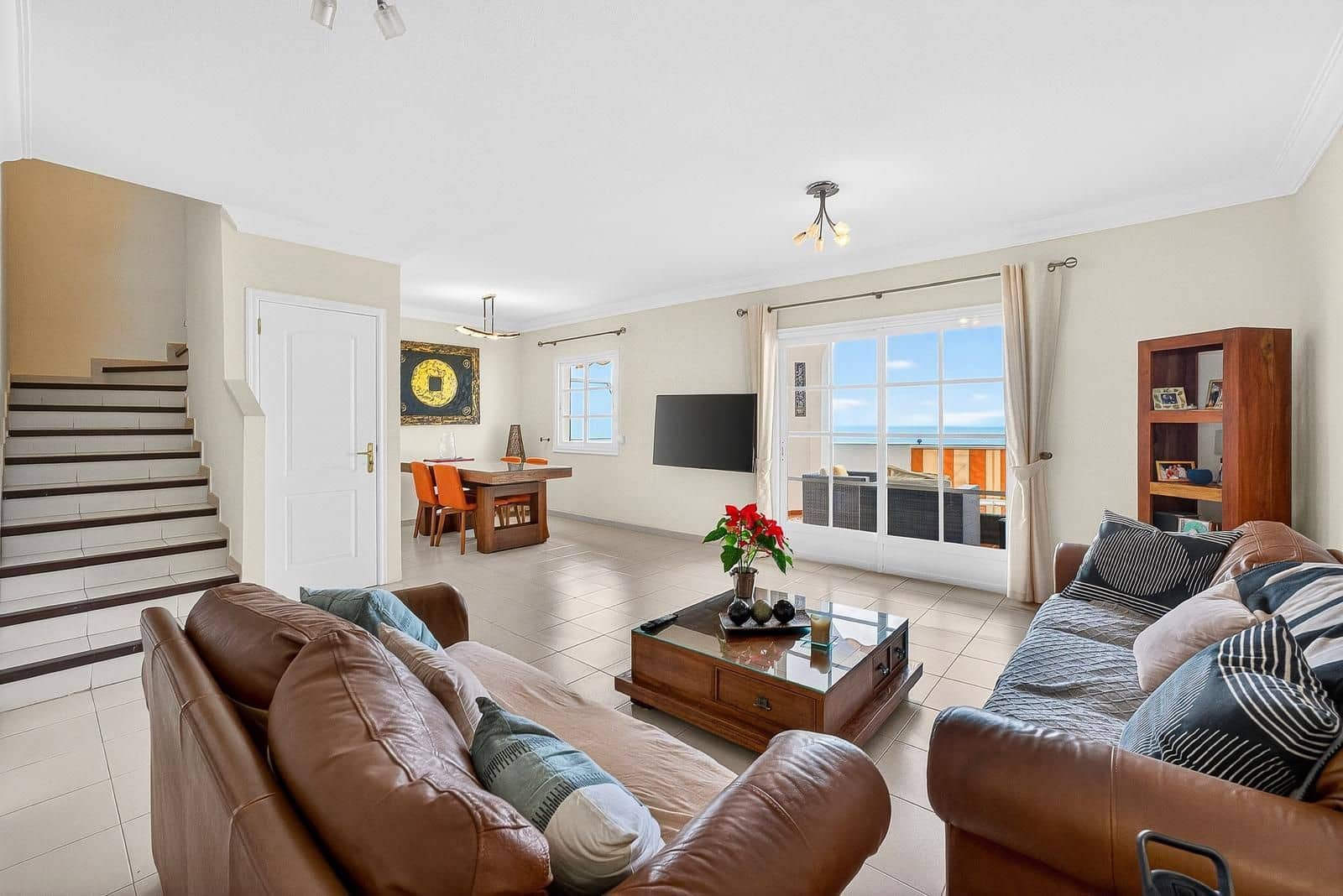 3 soveværelse Semi-Rækkehus til salg i Torviscas med swimmingpool garage - € 659.000 (Ref: 9513245)