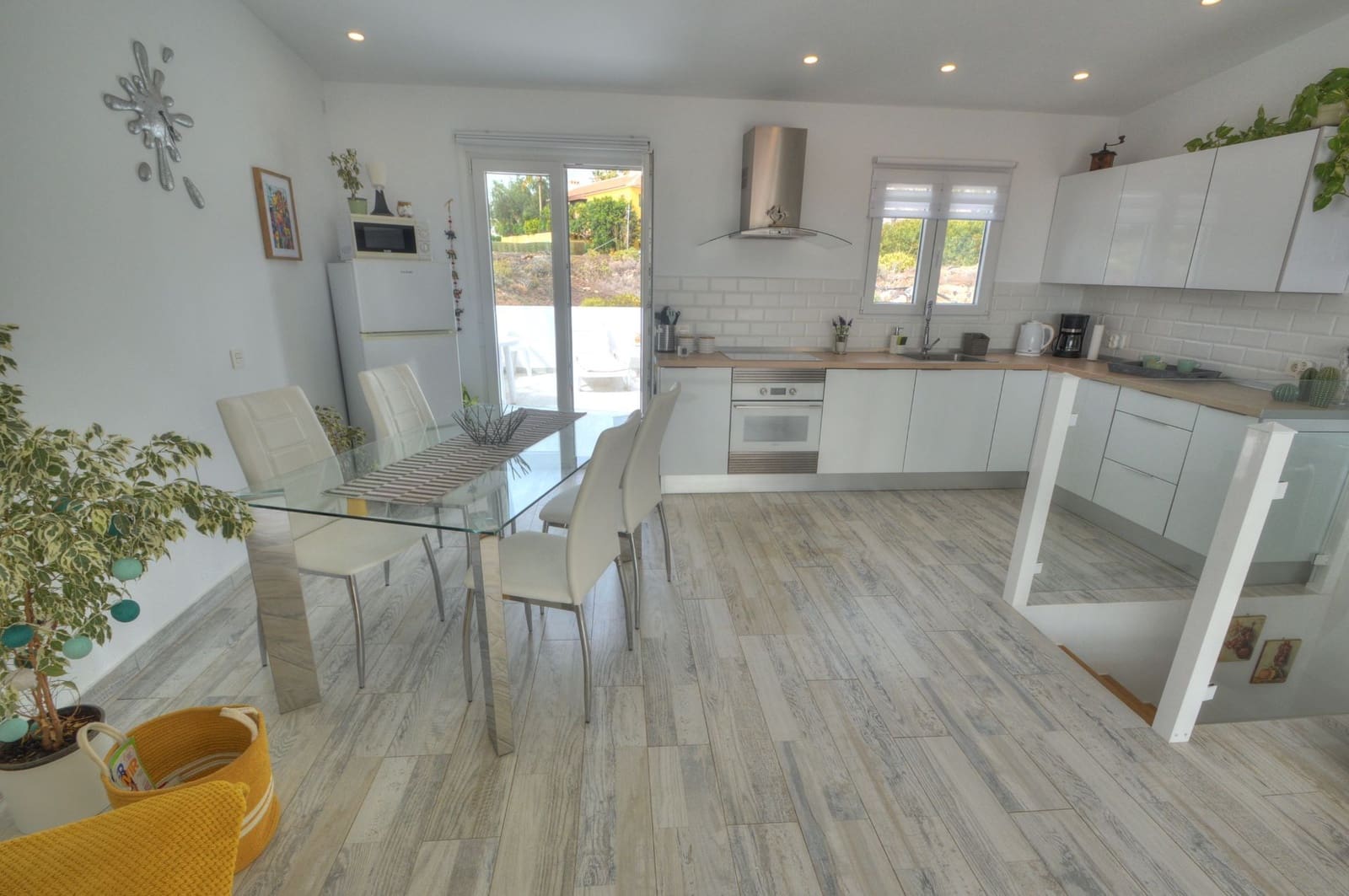 2 bedroom Bungalow for sale in Golf del Sur with pool - € 389,000 (Ref: 9526200)