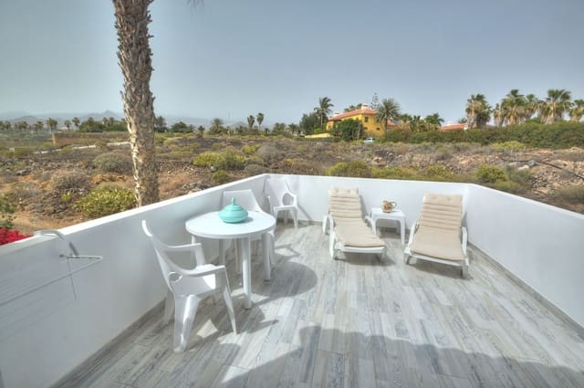 2 soveværelse Bungalow til salg i Golf del Sur, San Miguel de Abona med swimmingpool - € 389.000 (Ref: 9526200)