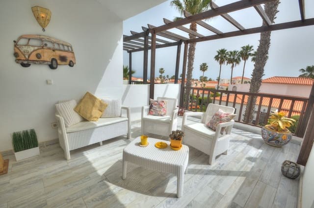 2 soveværelse Bungalow til salg i Golf del Sur, San Miguel de Abona med swimmingpool - € 389.000 (Ref: 9526200)