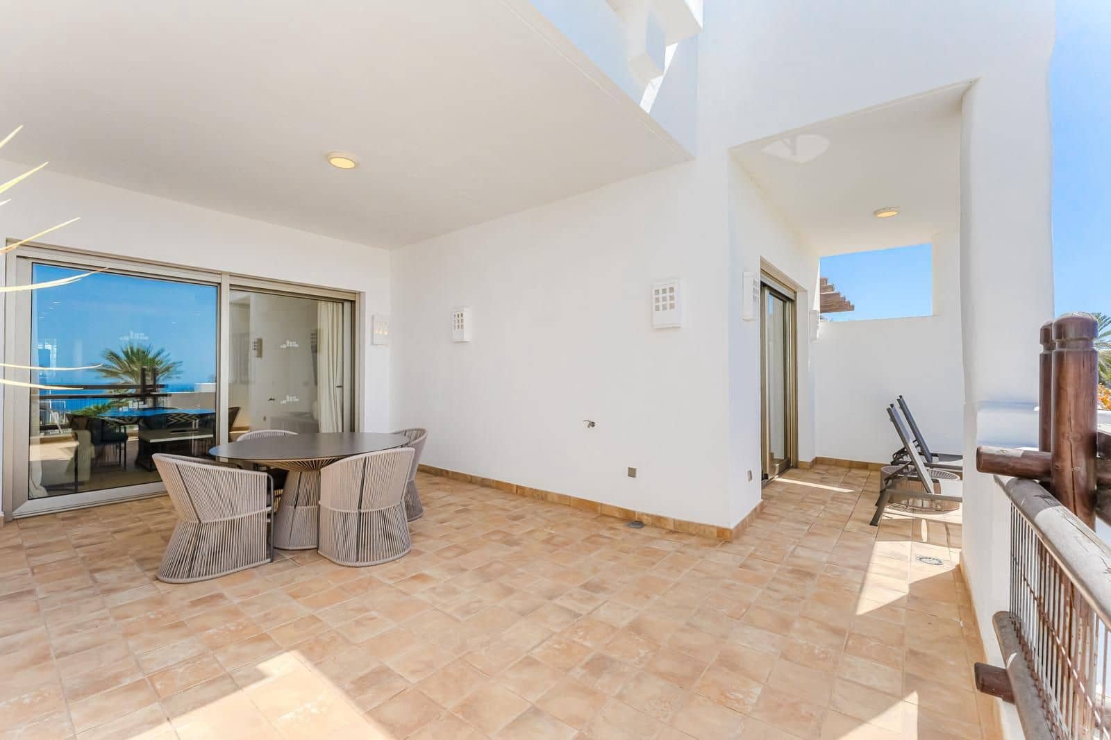 2 Zimmer Apartment zu verkaufen in Alcala mit Pool Garage - 840.000 € (Ref: 9676959)