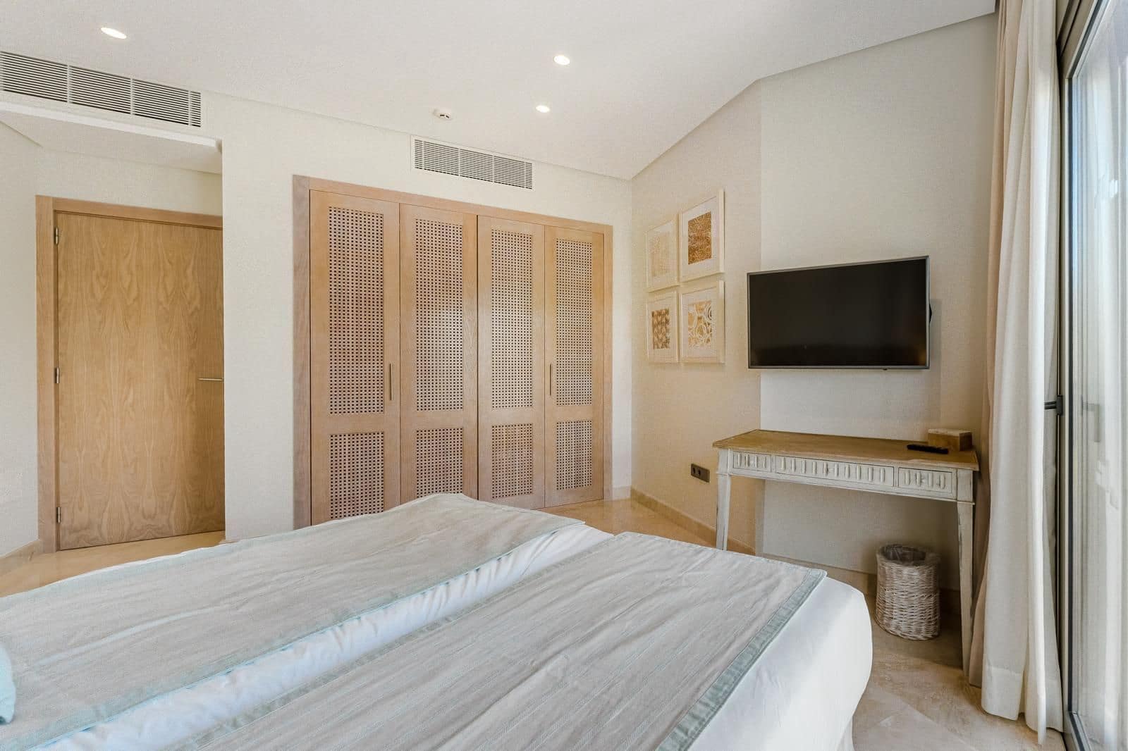 2 Zimmer Apartment zu verkaufen in Alcala mit Pool Garage - 840.000 € (Ref: 9676959)