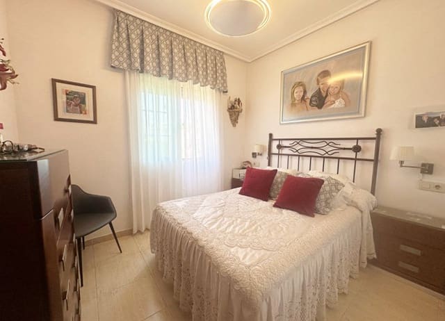 2 Zimmer Bungalow zu verkaufen in Aguas Nuevas, Torrevieja mit Pool - 169.900 € (Ref: 10000946)