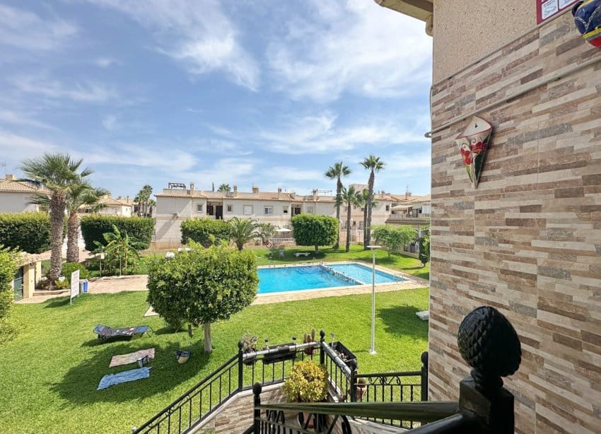 2 bedroom Bungalow for sale in Aguas Nuevas with pool - € 169,900 (Ref: 10000946)