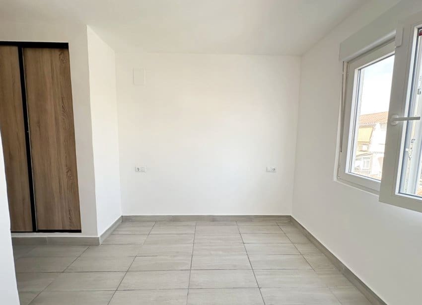 2 chambre Appartement à vendre à Torrevieja - 149 900 € (Ref: 10000947)