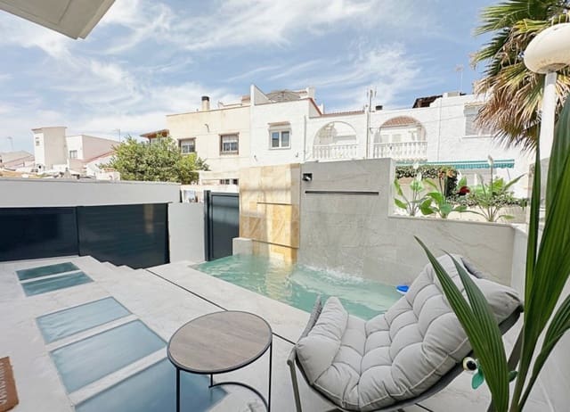 3 sovrum Hus till salu i Nueva Torrevieja, Torrevieja med pool - 539 000 € (Ref: 10022953)