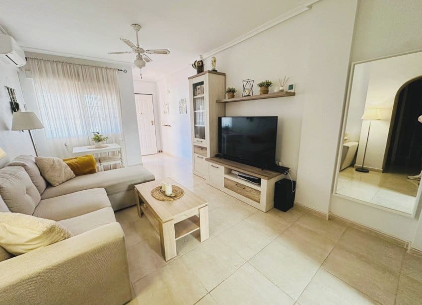 2 makuuhuone Bungalow myytävänä paikassa Los Altos mukana uima-altaan - 183 000 € (Ref: 10024603)