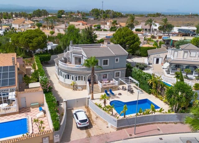 5 sypialnia Willa na sprzedaż w San Fulgencio z basenem garażem - 459 000 € (Ref: 9136280)