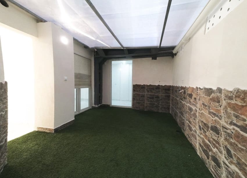 3 makuuhuone Huoneisto myytävänä paikassa Torrevieja mukana 
autotalli - 209 000 € (Ref: 9243655)