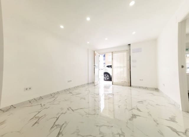 3 sovrum Lägenhet till salu i Playa de los Náufragos, Torrevieja med garage - 209 000 € (Ref: 9243655)