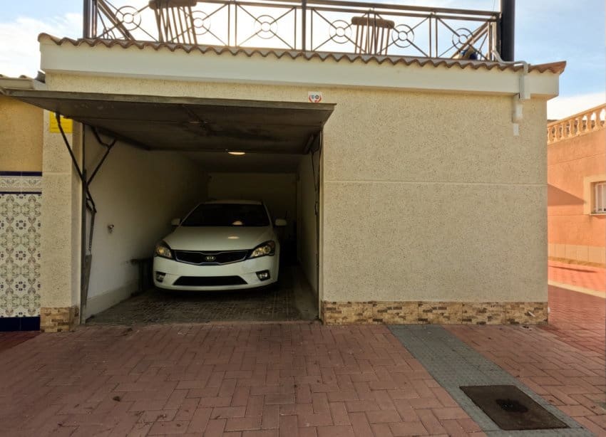 4 quarto Moradia em Banda para venda em Torrevieja com garagem - 249 900 € (Ref: 9268938)
