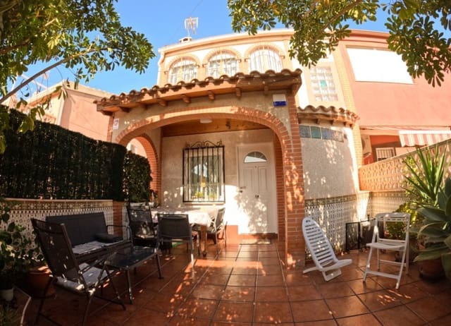 4 bedroom Terraced Villa for sale in Playa de los Náufragos, Torrevieja with garage - € 249,900 (Ref: 9268938)