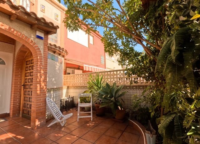 4 bedroom Terraced Villa for sale in Playa de los Náufragos, Torrevieja with garage - € 249,900 (Ref: 9268938)