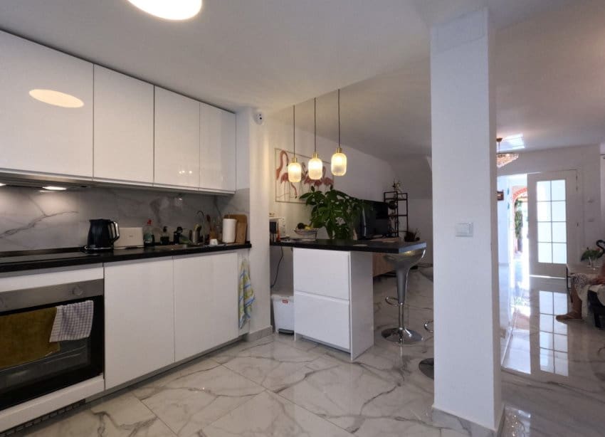 4 quarto Moradia em Banda para venda em Torrevieja com garagem - 249 900 € (Ref: 9268938)