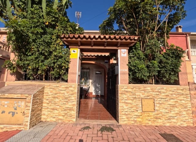 4 bedroom Terraced Villa for sale in Playa de los Náufragos, Torrevieja with garage - € 249,900 (Ref: 9268938)