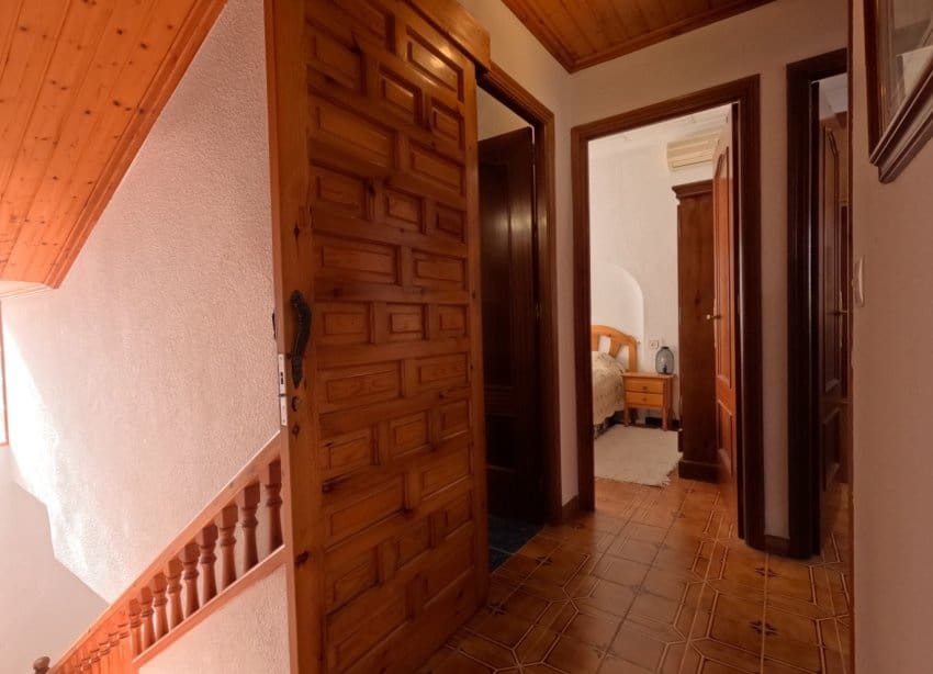 4 quarto Moradia em Banda para venda em Torrevieja com garagem - 249 900 € (Ref: 9268938)