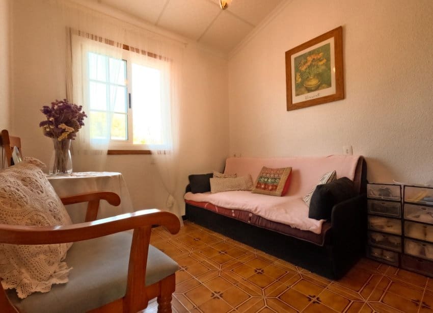 4 quarto Moradia em Banda para venda em Torrevieja com garagem - 249 900 € (Ref: 9268938)