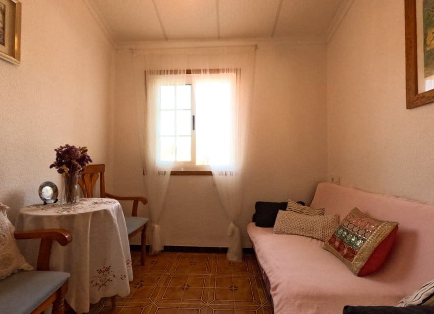 4 quarto Moradia em Banda para venda em Torrevieja com garagem - 249 900 € (Ref: 9268938)