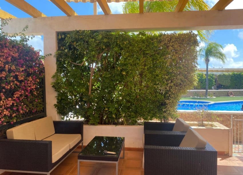 2 bedroom Bungalow for sale in Mil Palmeras with pool garage - € 229,900 (Ref: 9274689)