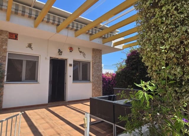 2 bedroom Bungalow for sale in Mil Palmeras, Orihuela with pool garage - € 229,900 (Ref: 9274689)