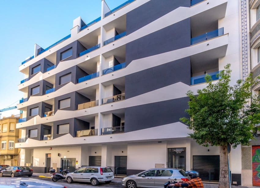 2 camera da letto Appartamento in vendita in Torrevieja con piscina - 259.000 € (Rif: 9402599)