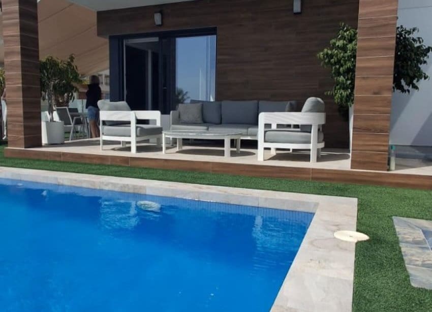 3 soveværelse Villa til salg i Orihuela med swimmingpool - € 515.000 (Ref: 9798170)