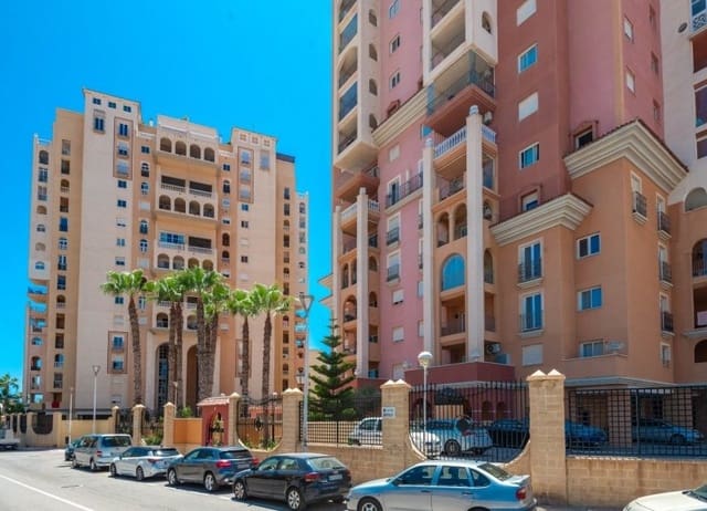 3 makuuhuone Huoneisto myytävänä paikassa Playa de los Locos, Torrevieja mukana uima-altaan - 255 000 € (Ref: 9798310)