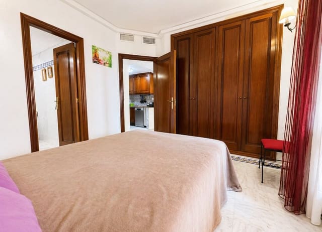 3 quarto Apartamento para venda em Playa de los Locos, Torrevieja com piscina - 255 000 € (Ref: 9798310)