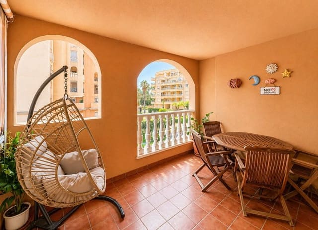 3 quarto Apartamento para venda em Playa de los Locos, Torrevieja com piscina - 255 000 € (Ref: 9798310)