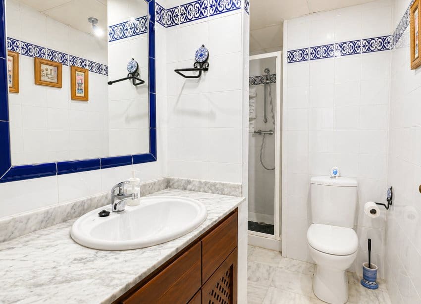 3 makuuhuone Huoneisto myytävänä paikassa Torrevieja mukana uima-altaan - 255 000 € (Ref: 9798310)