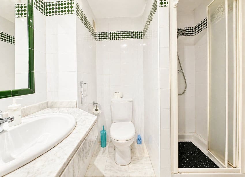 3 makuuhuone Huoneisto myytävänä paikassa Torrevieja mukana uima-altaan - 255 000 € (Ref: 9798310)