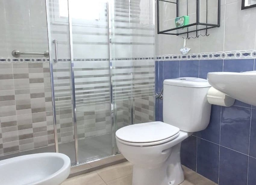 2 soverom Leilighet til salgs i Torrevieja med garasje - € 165 000 (Ref: 9818794)