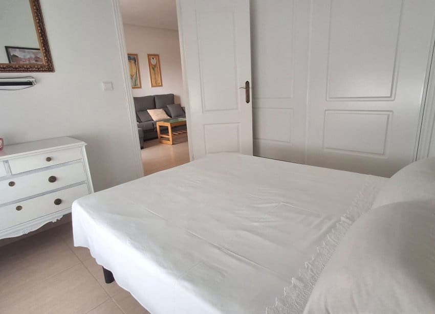 2 soverom Leilighet til salgs i Torrevieja med garasje - € 165 000 (Ref: 9818794)