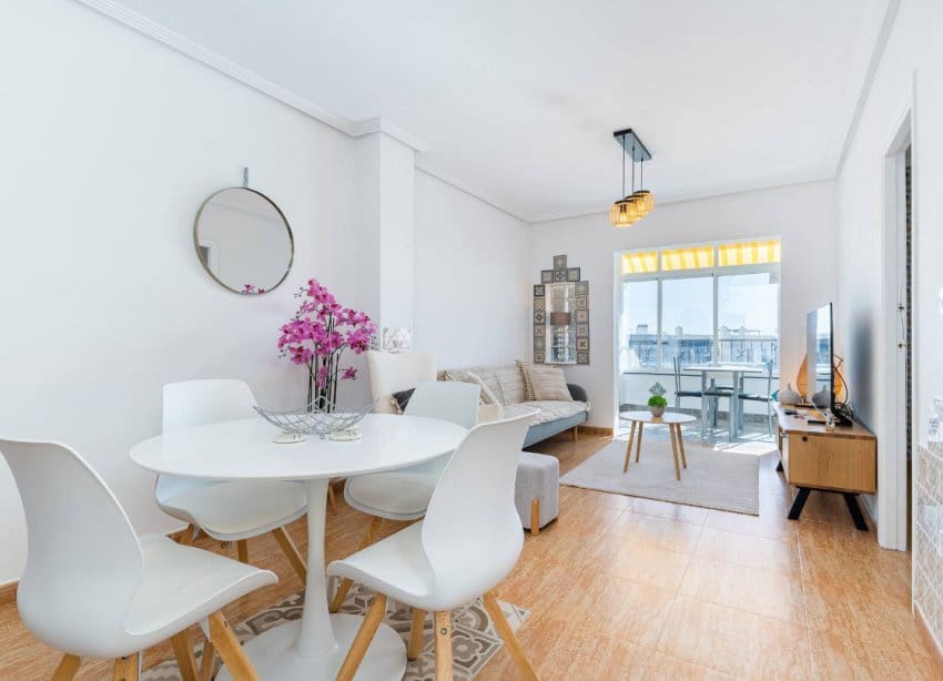 2 quarto Apartamento para venda em Playa Flamenca com piscina garagem - 167 000 € (Ref: 9834811)