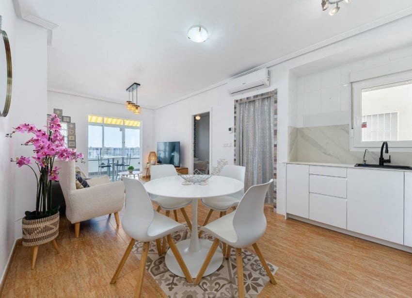2 quarto Apartamento para venda em Playa Flamenca com piscina garagem - 167 000 € (Ref: 9834811)