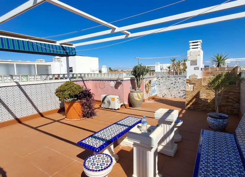 2 quarto Apartamento para venda em Playa Flamenca com piscina garagem - 167 000 € (Ref: 9834811)