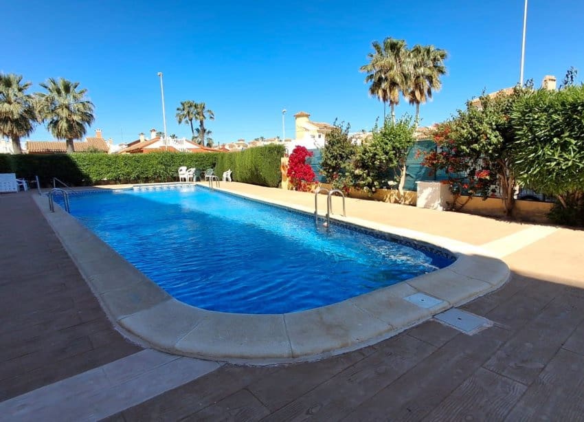 2 quarto Apartamento para venda em Playa Flamenca com piscina garagem - 167 000 € (Ref: 9834811)