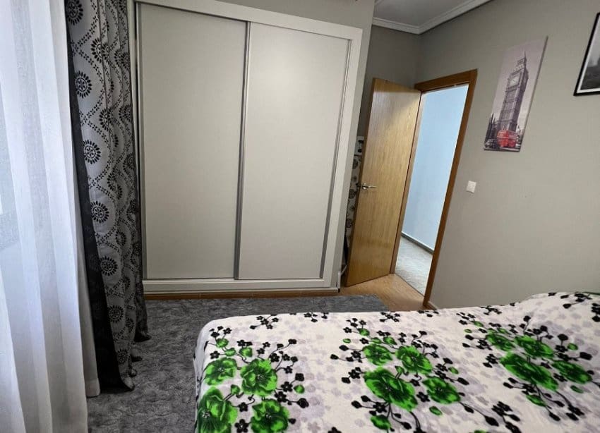3 soveværelse Lejlighed til salg i Torrevieja - € 190.000 (Ref: 9848132)