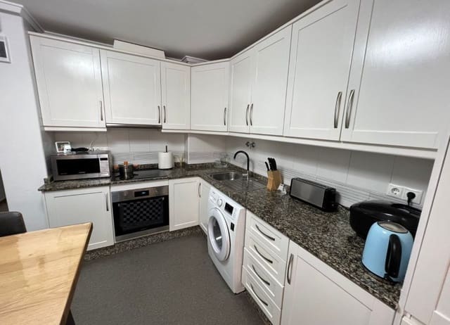 3 soveværelse Lejlighed til salg i Playa de los Locos, Torrevieja - € 190.000 (Ref: 9848132)